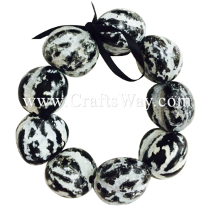 KNB02 Kukui Nut Bracelet Sample1